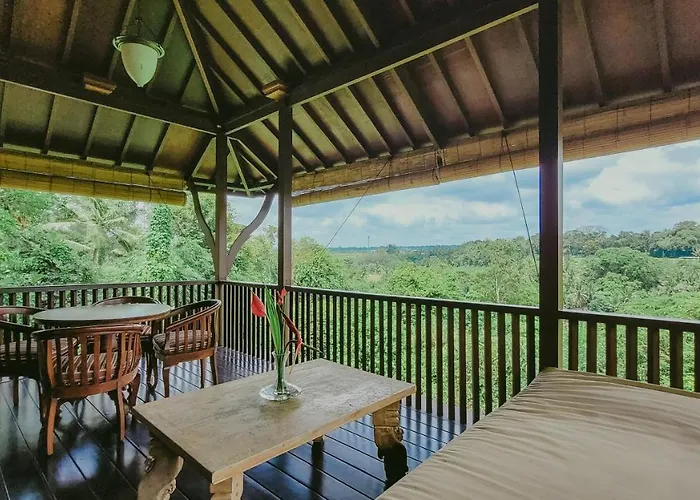 Amaru Villa *