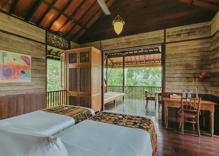 Amaru Villa *