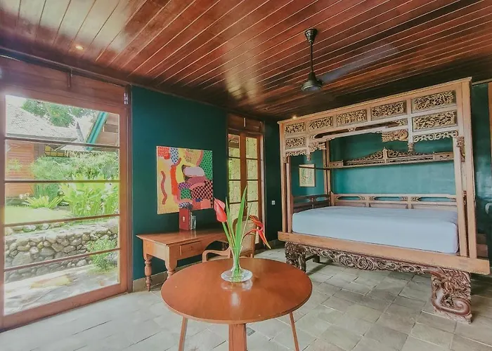Villa Amaru *