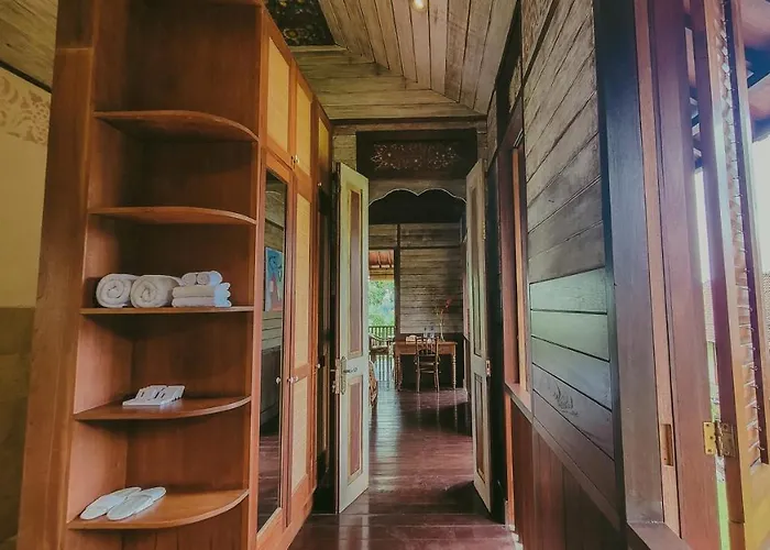 Amaru Villa