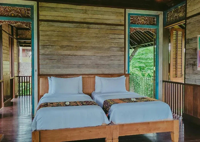 Amaru Villa *