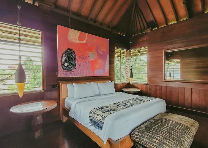 Amaru Villa *
