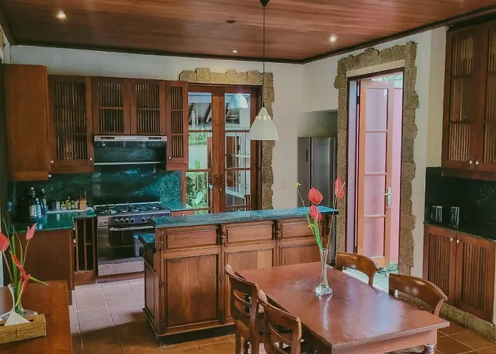 Villa Amaru